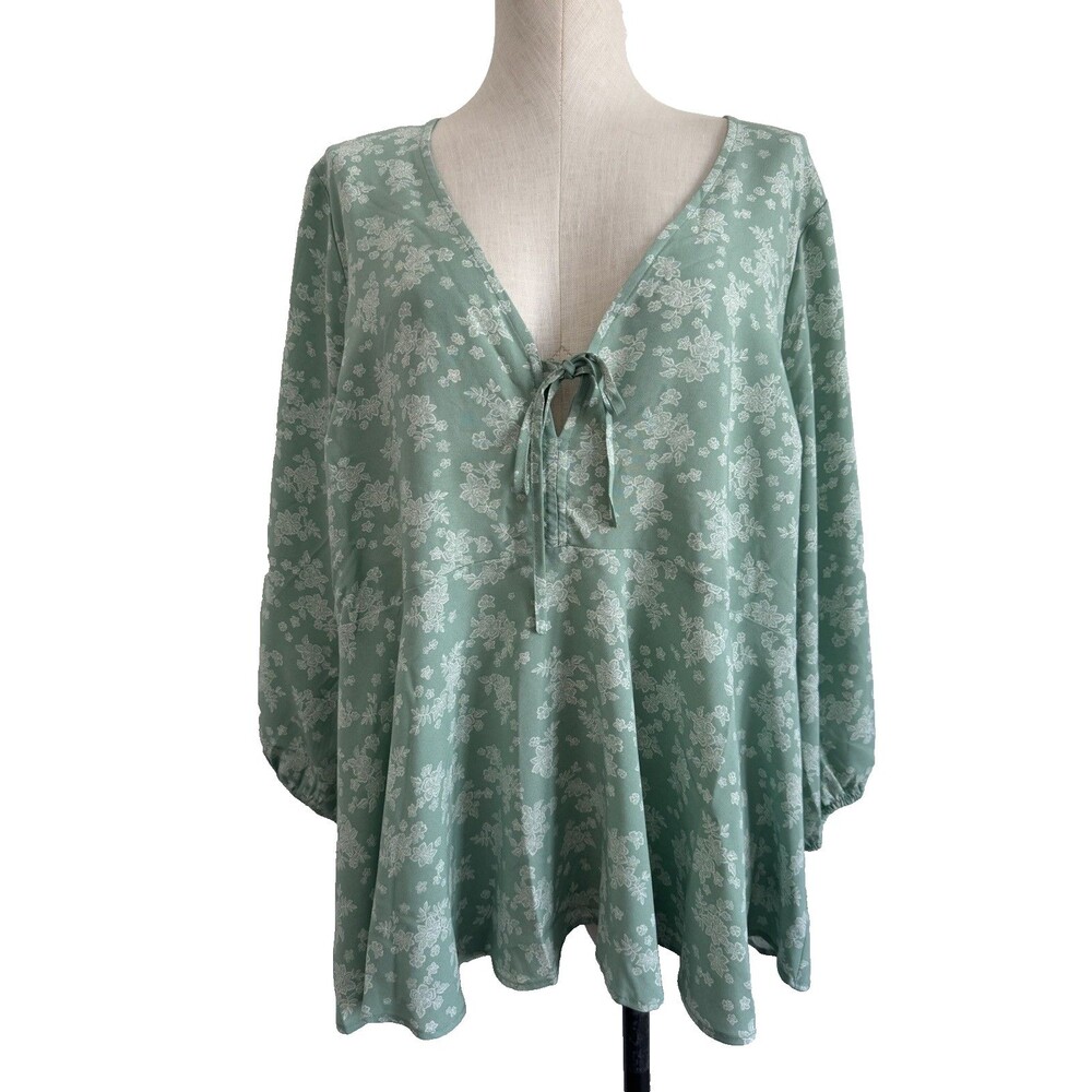 Torrid Green Floral Top V- Neck Tie Front 3/4 Balloon Sleeve Womens Plus Size 2X